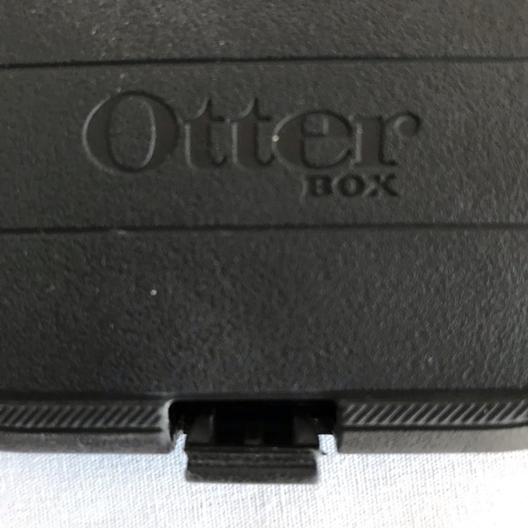 OtterBox Defender Pro iPhone protective case - Picture 4 of 7